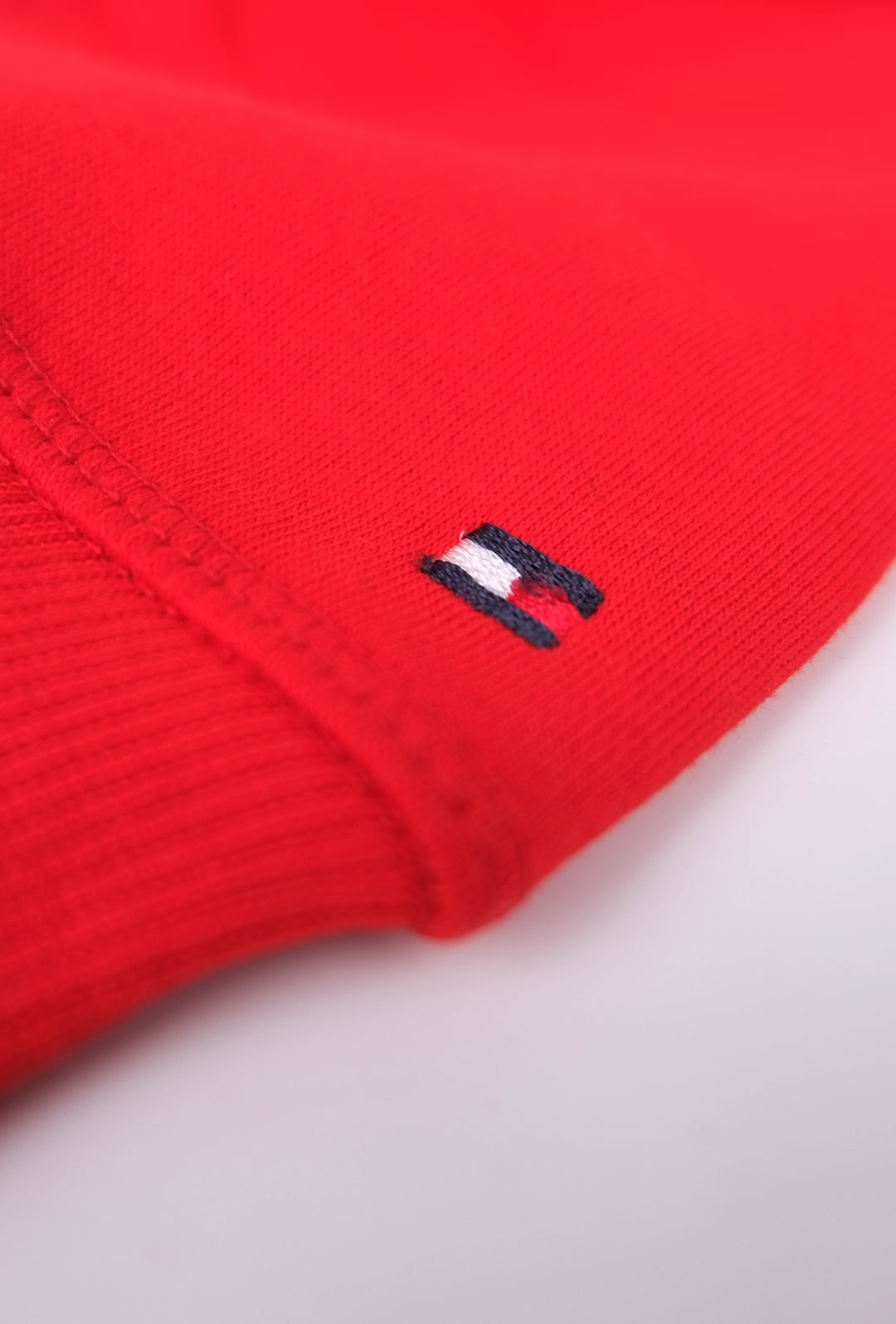 Felpa Uomo TOMMY HILFIGER chiusa con cappuccio - ROSSO