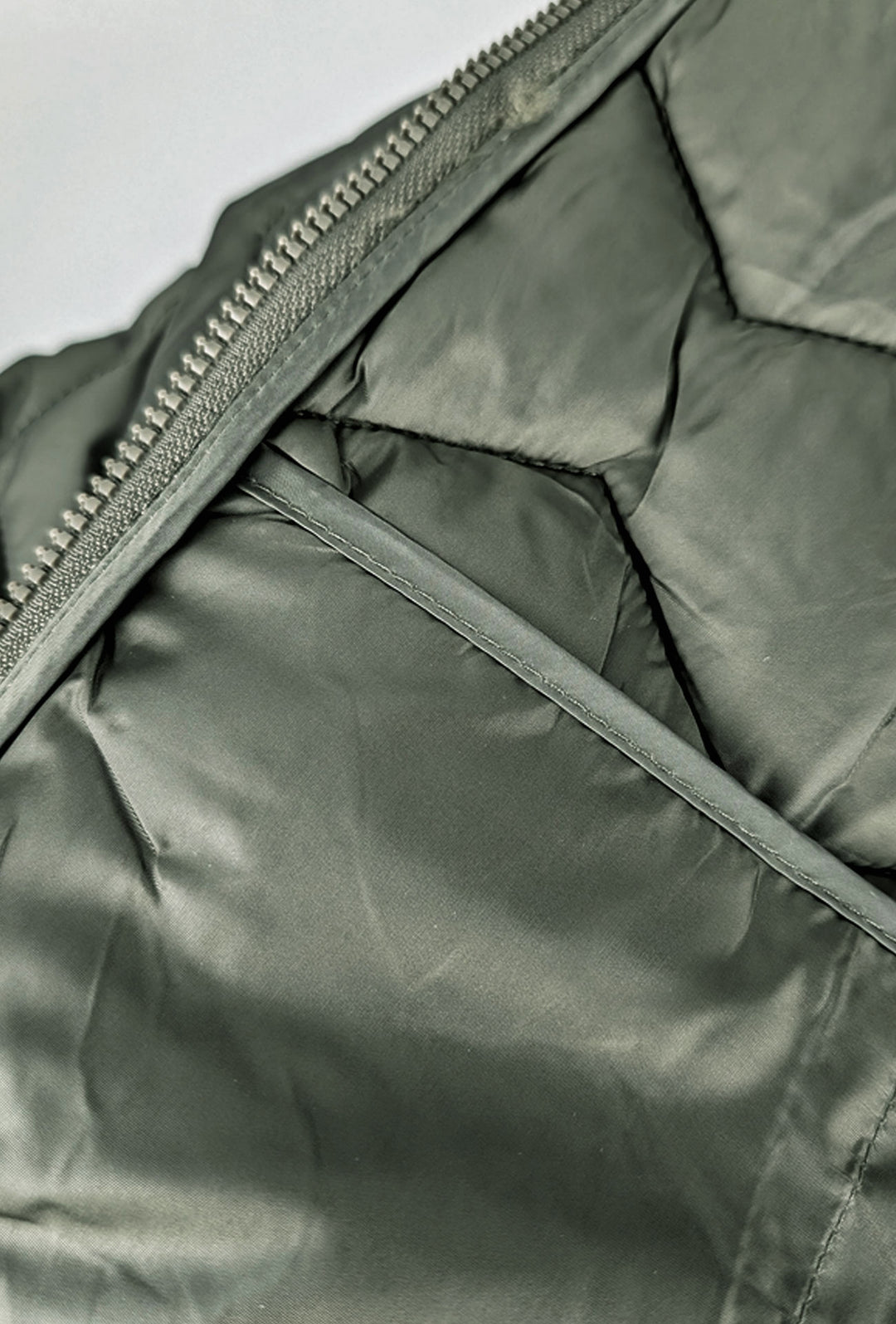 Giubbotto uomo dresserd piumino con cappuccio smontabile - VERDE MILITARE