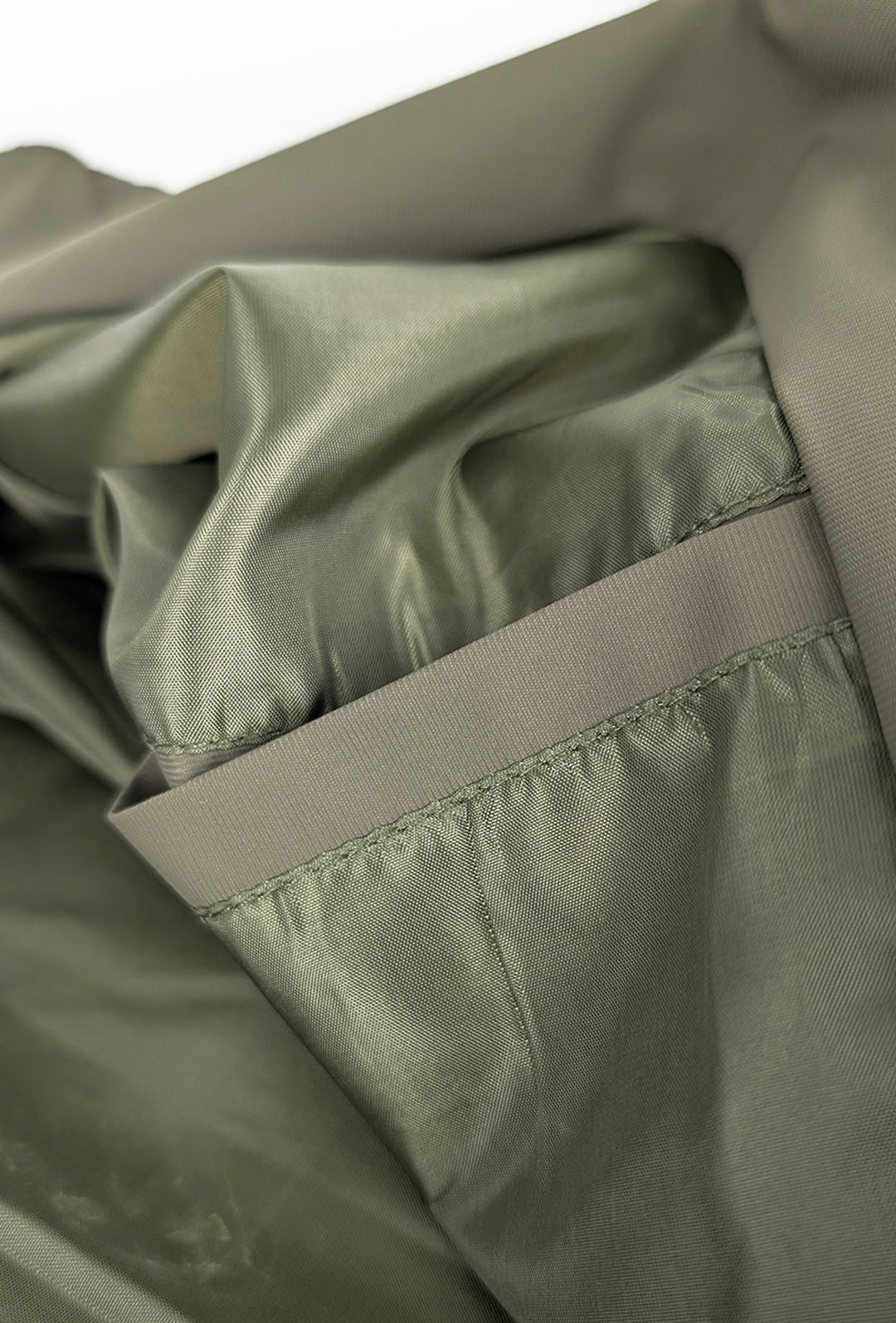 Giubbotto uomo Leggero Dresserd tessuto tecnico collo coreano - VERDE MILITARE