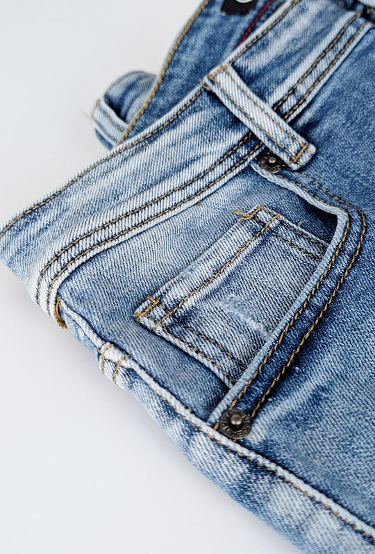 Jeans uomo Dresserd pantalone elasticizzato con abrasioni