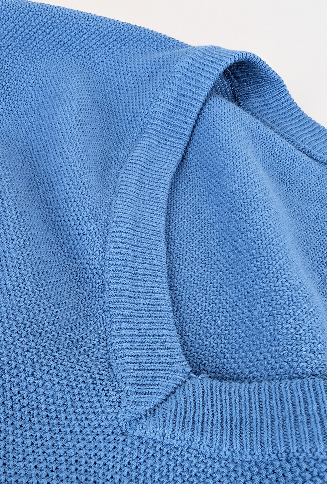 Maglia scollo a V in cotone trama lavorata - AZZURRO