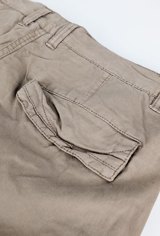 Pantalone uomo elasticizzato con tasconi cargo cotone leggero - BEIGE
