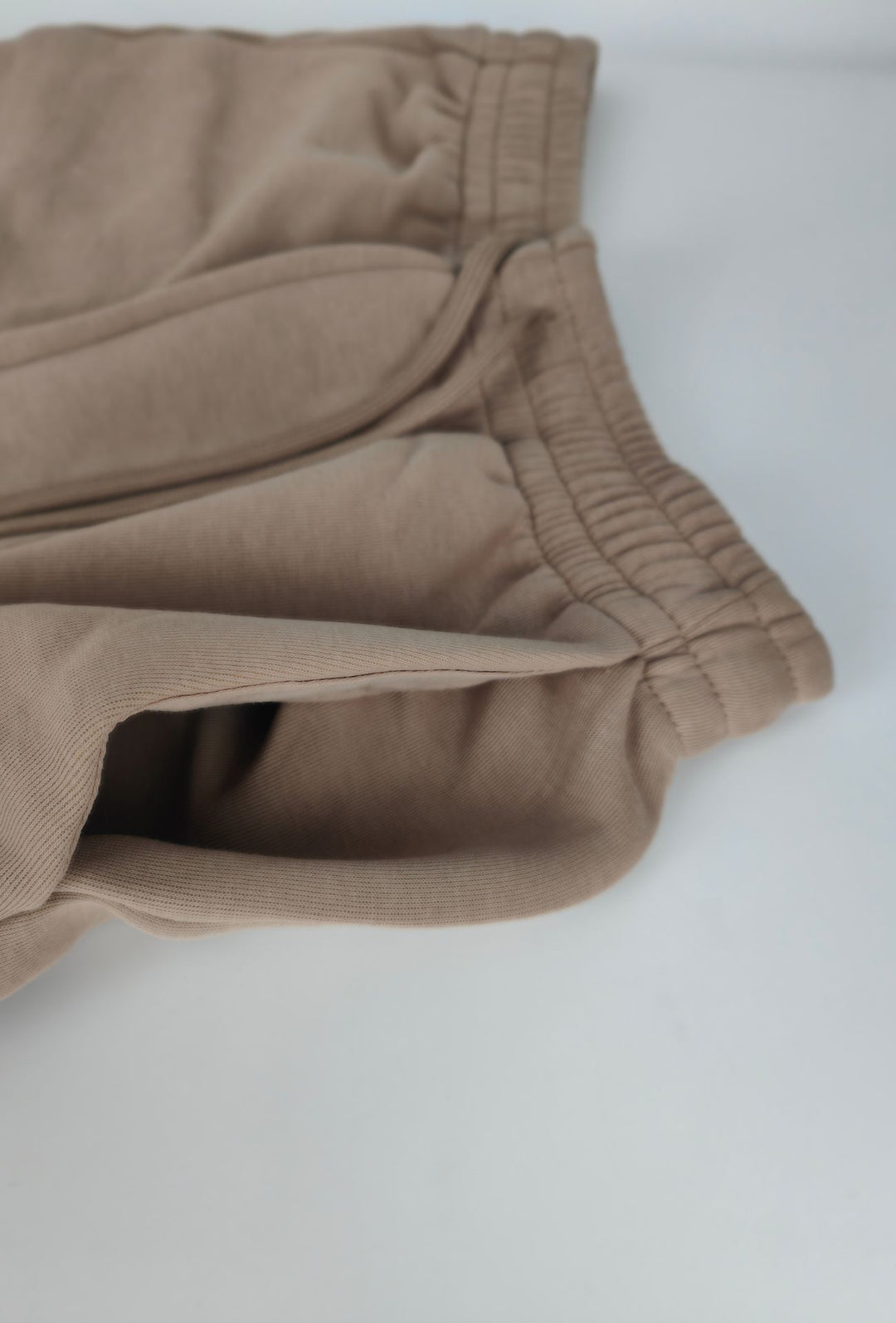 Bermuda Uomo in cotone felpato leggero non garzato DRESSERD- BEIGE