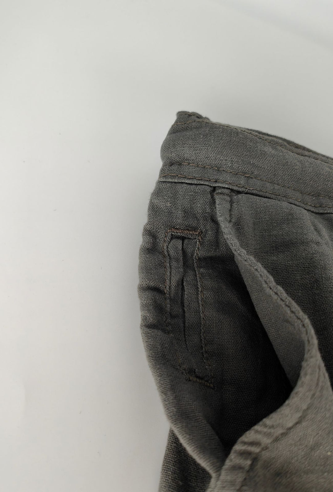 Bermuda Uomo Chino REKUAIT in  Lino e  Viscosa – VERDE OLIVA
