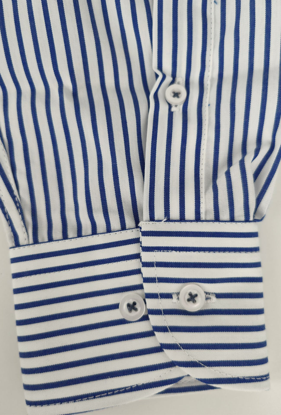 Camicia uomo Regular fit Portocervo -RIGHE BIANCHE E BLU