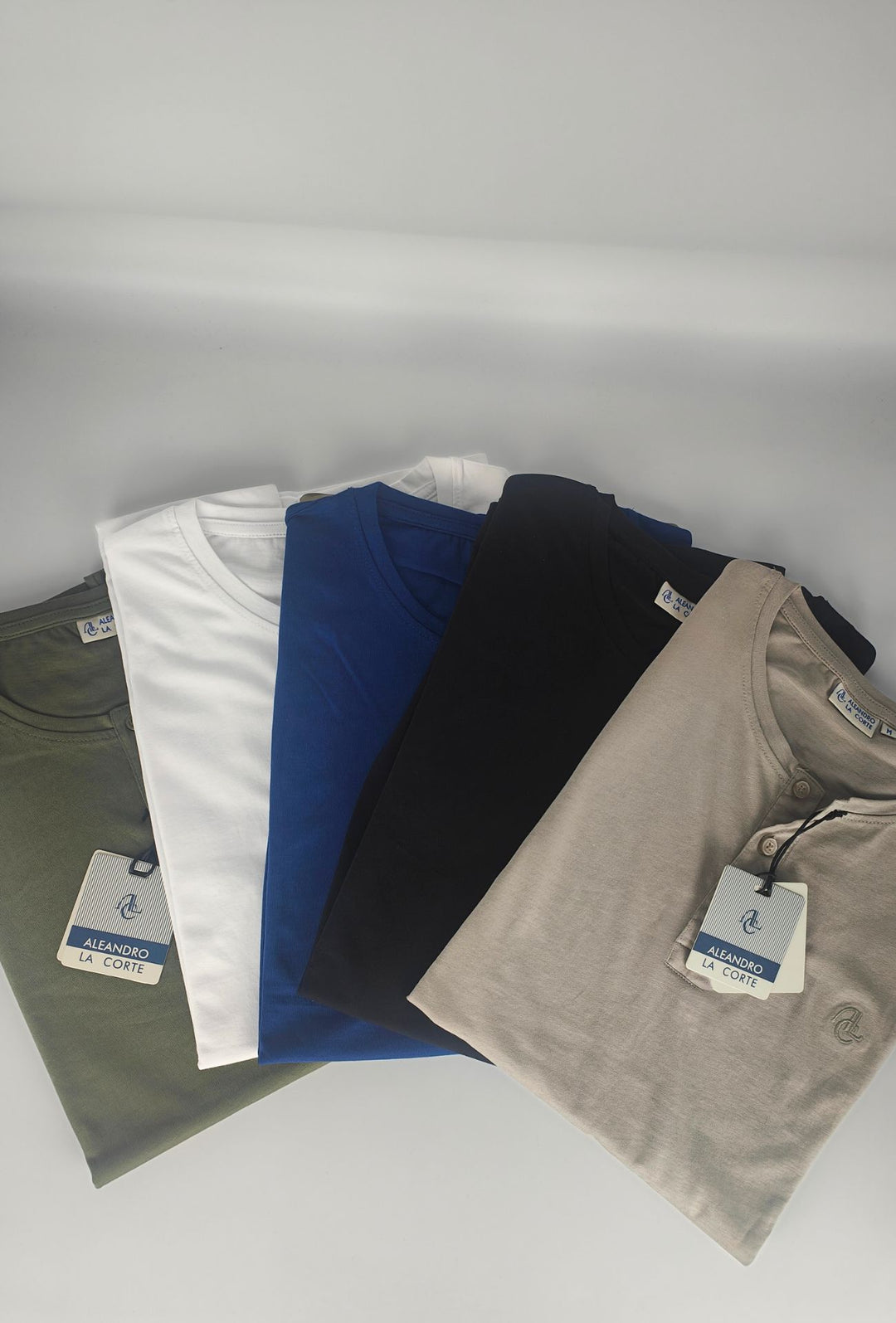 T-shirt Uomo Collo Serafino Aleandro La Corte - BEIGE