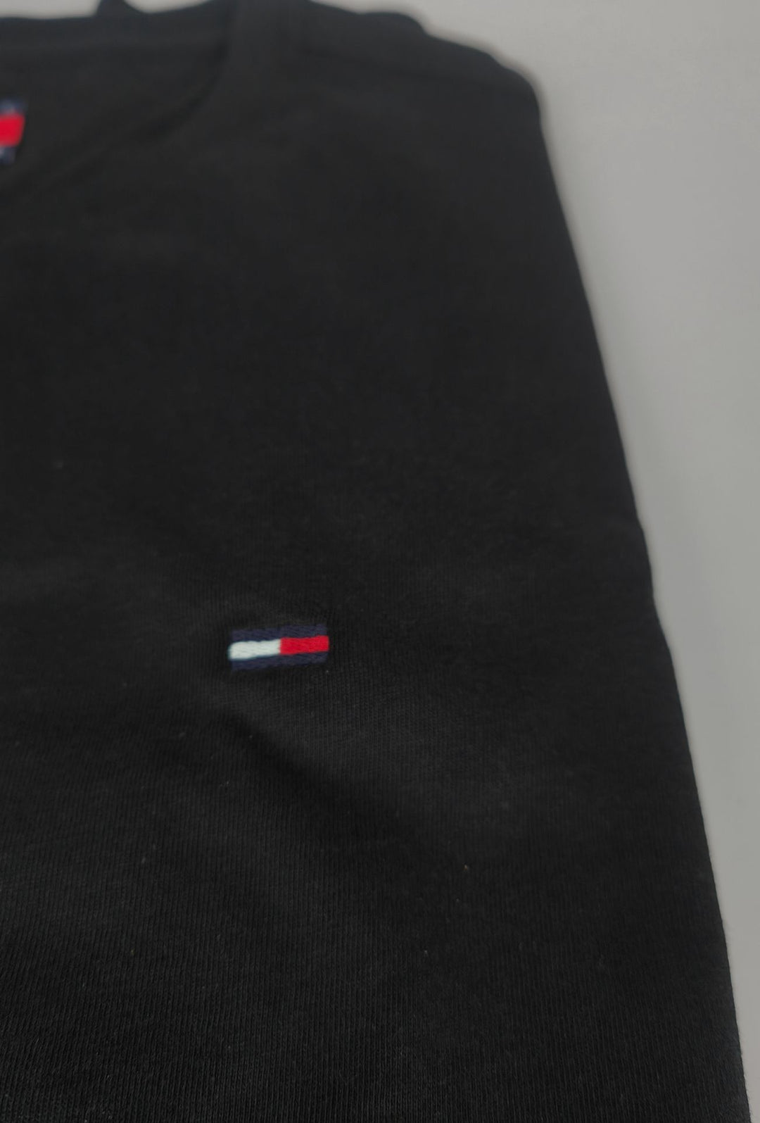 T-shirt uomo Tommy Jeans 100% Cotone logo ricamato lato cuore - NERO