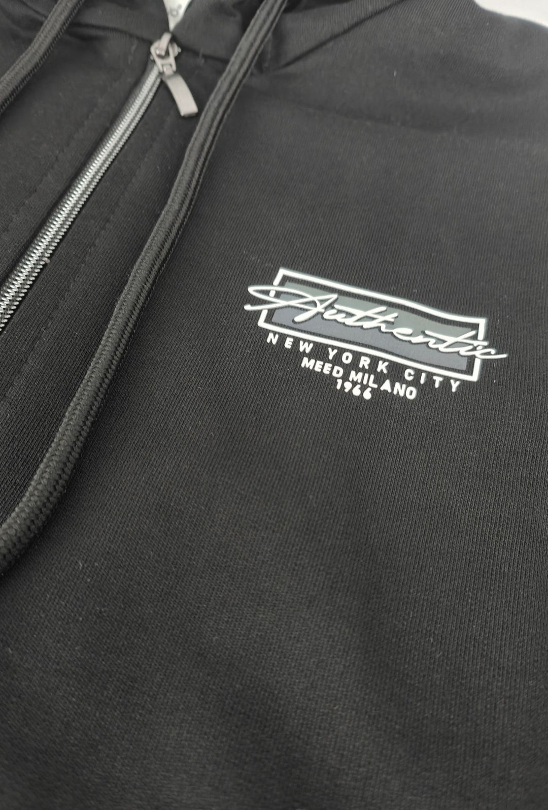 Felpa Uomo MEED MILANO Full Zip Con Cappuccio in cotone Logo Stampato Lato Cuore- NERO