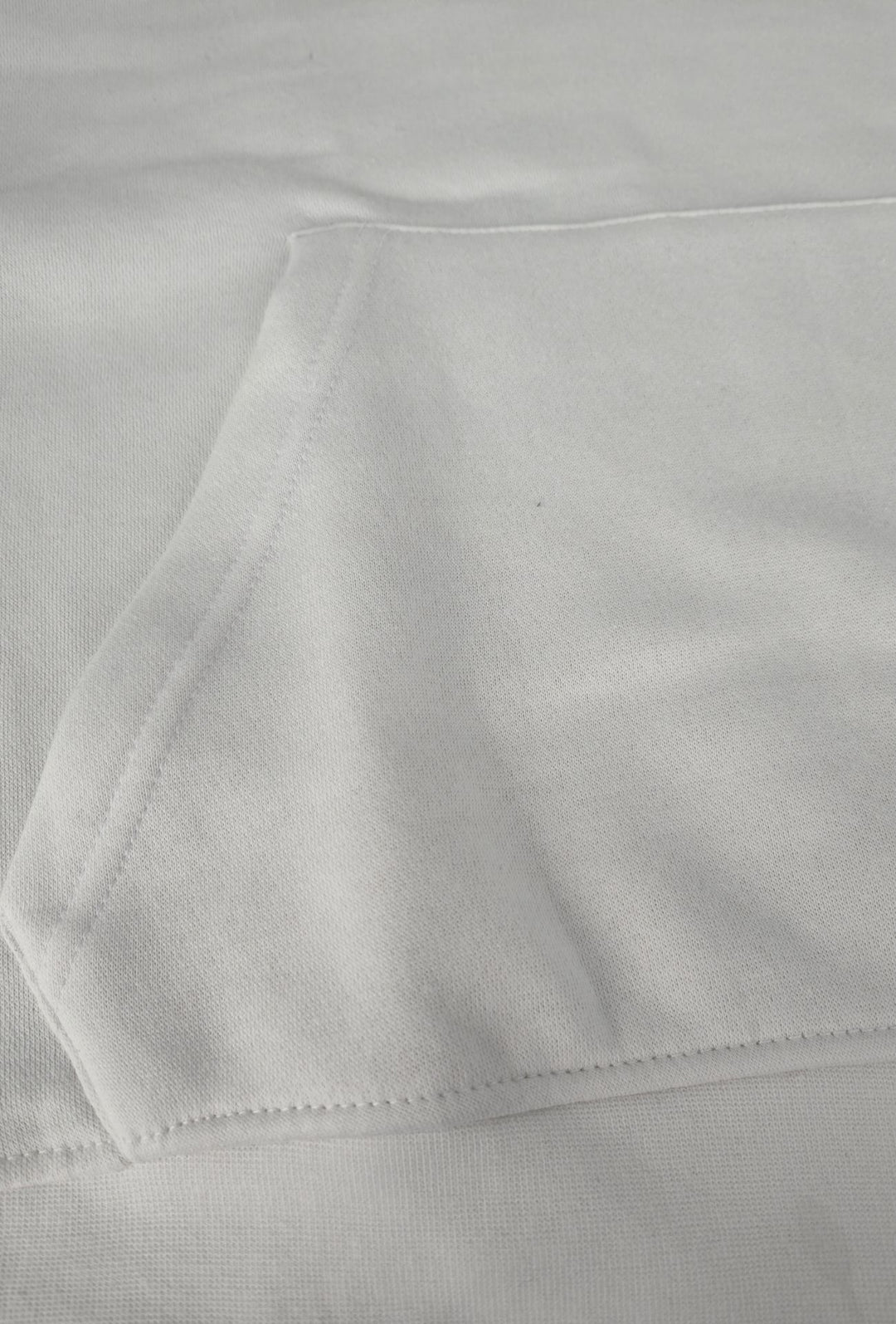 Felpa Uomo con cappuccio TOMMY HILFIGER in cotone felpato leggero Logo cucito lato cuore- BIANCO