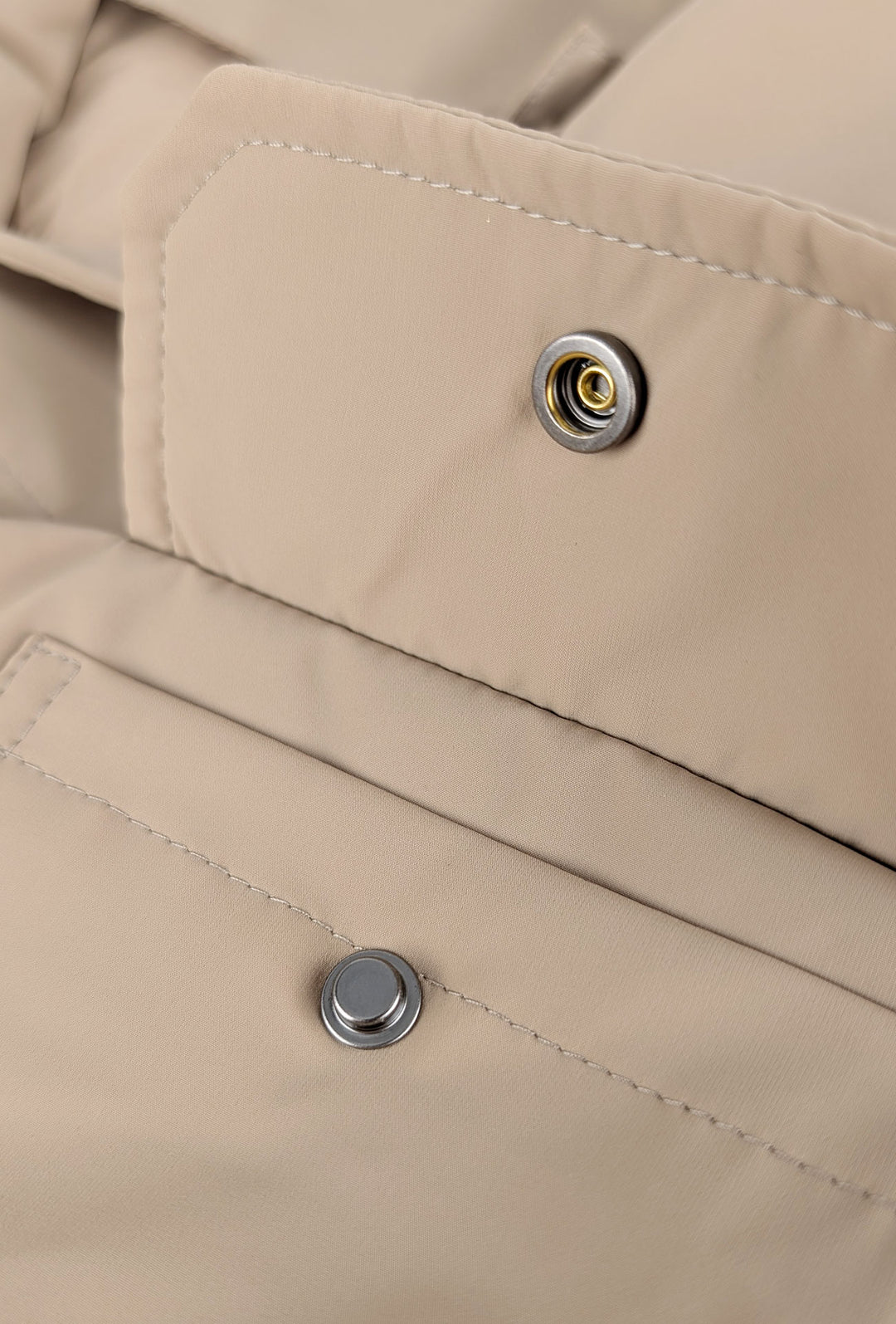 Giubbotto Uomo Dresserd con bottoni e colletto - BEIGE