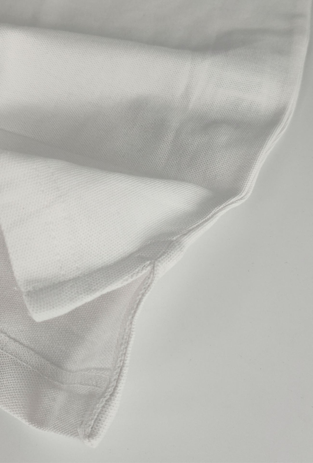 Polo Uomo manica corta MARLBORO CLASSIC logo ricamato lato cuore, colletto con doppio righino- BIANCO