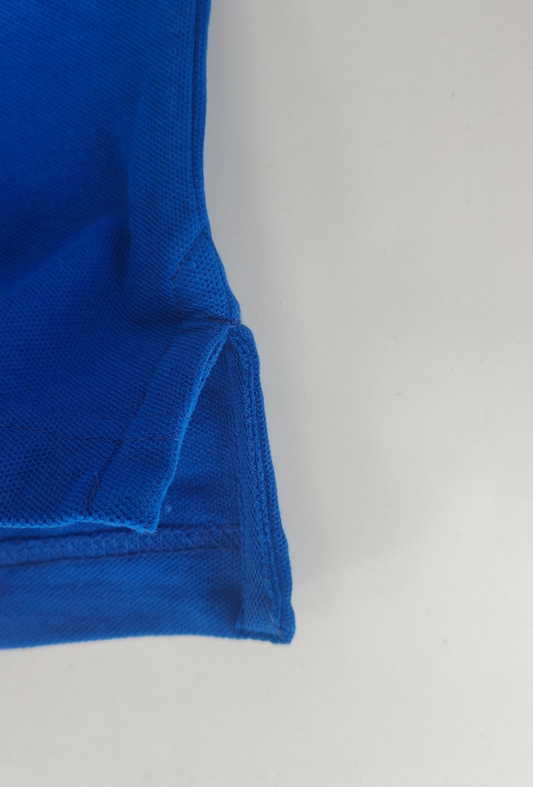 Polo Uomo manica corta MARLBORO CLASSIC logo ricamato lato cuore, colletto tinta unita- BLU ROYAL