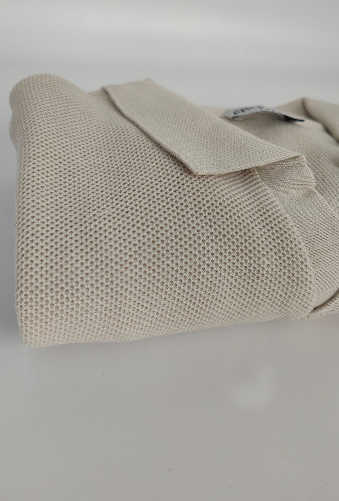 Polo uomo Manica Lunga con scollo Derby microtrama in rilievo- CREMA