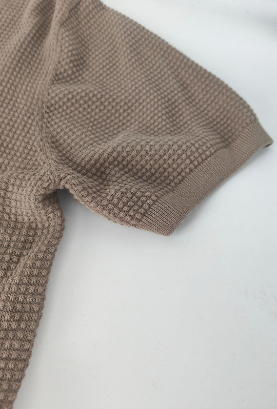 Polo Uomo DRESSERD in Maglia Texture Waffle- SABBIA