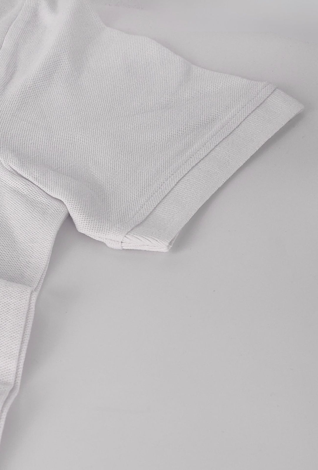 Polo Uomo manica corta MARLBORO CLASSIC logo ricamato lato cuore, colletto tinta unita- BIANCO