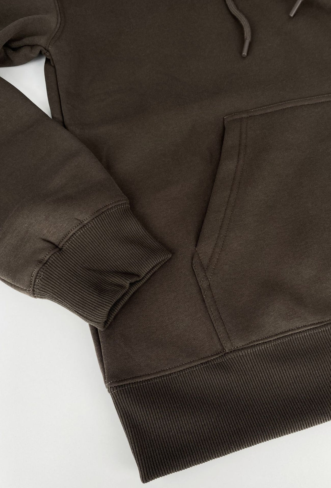 Felpa uomo chiusa con cappuccio Dresserd Felpata invernale - MARRONE