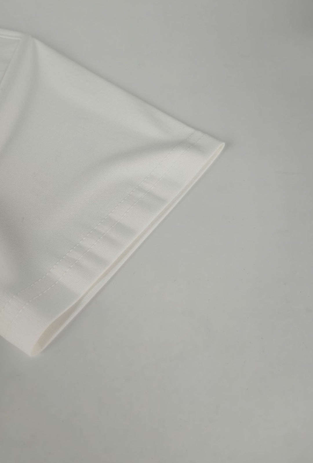T-shirt uomo Tommy Jeans logo a rilievo lato cuore 100% cotone - BIANCO