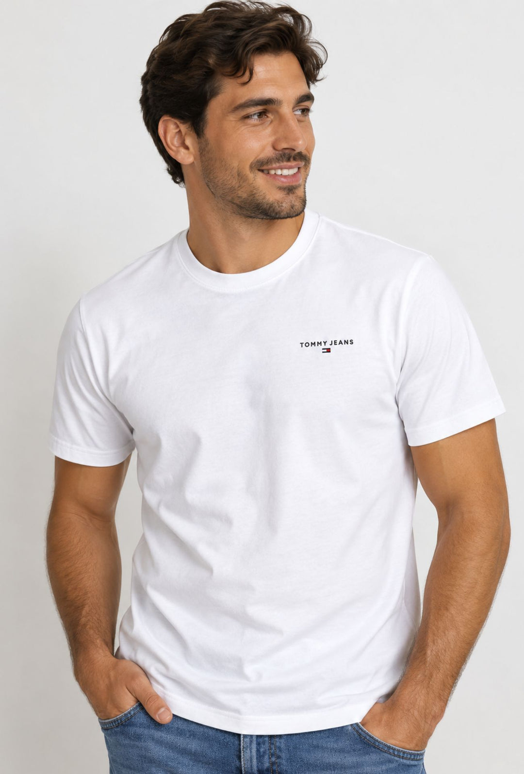 T-shirt uomo Tommy Jeans logo a rilievo lato cuore 100% cotone - BIANCO
