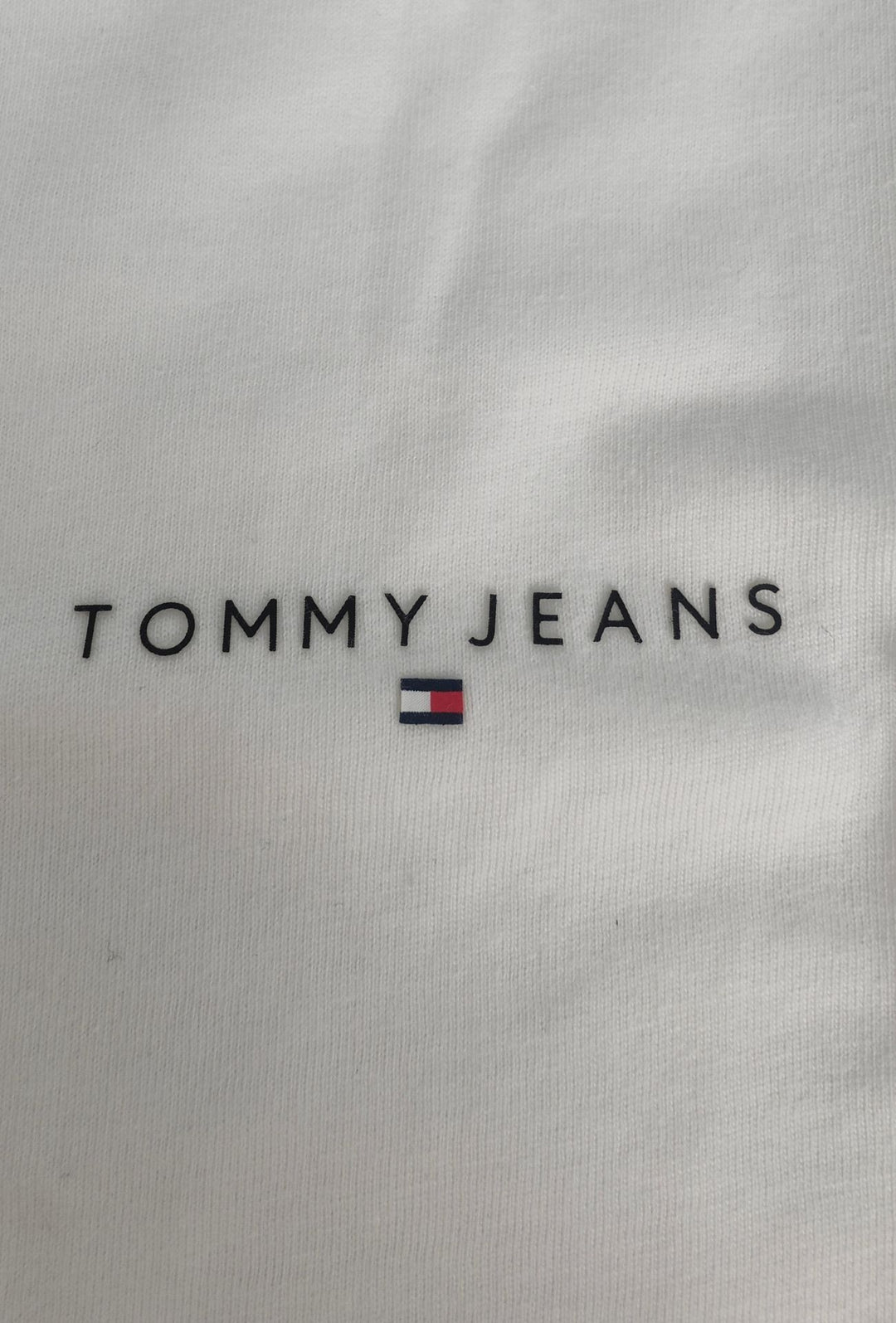 T-shirt uomo Tommy Jeans logo a rilievo lato cuore 100% cotone - BIANCO