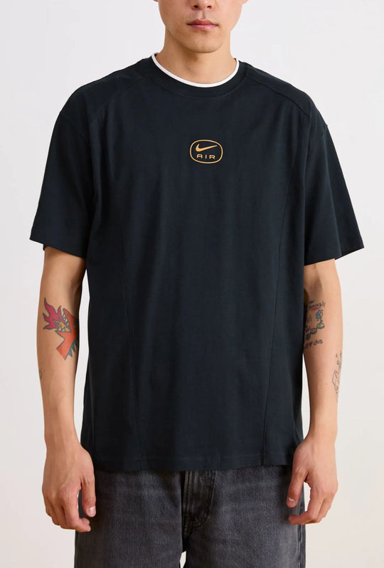 T-Shirt Uomo NIKE AIR Sportswear logo oro metallizzato - NERO