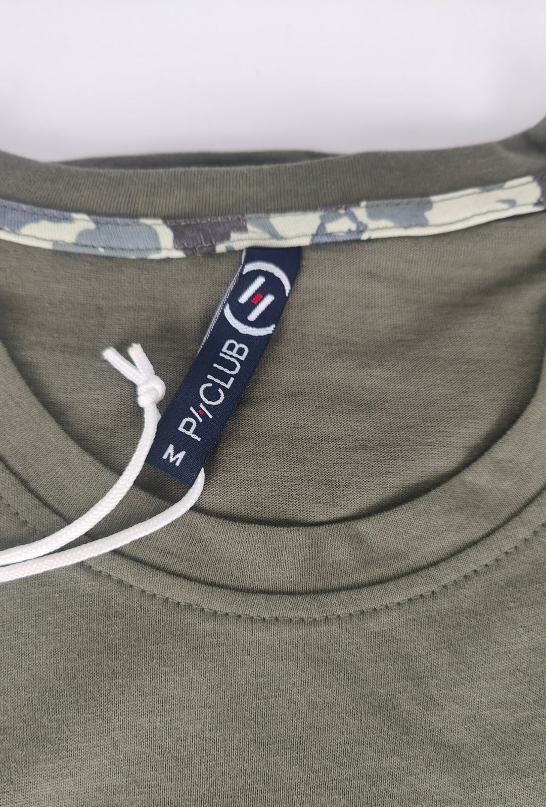 T-Shirt Uomo P-CLUB  100% Cotone con Logo Ricamato A Rilievo Centrale- VERDE MILITARE