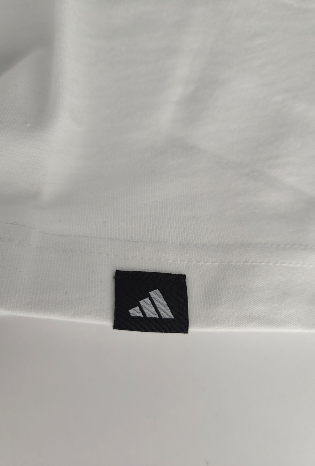 T-Shirt ADIDAS girocollo scritta centrale stampata colore beige Regular Fit- BIANCO