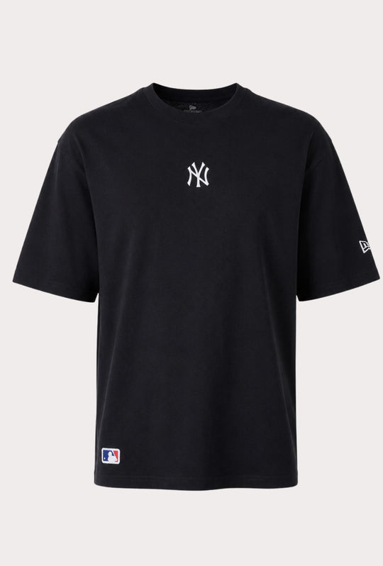 T-Shirt Uomo Oversize New York Yankees MLB League Essential Logo Centrale NY ricamato- NERO
