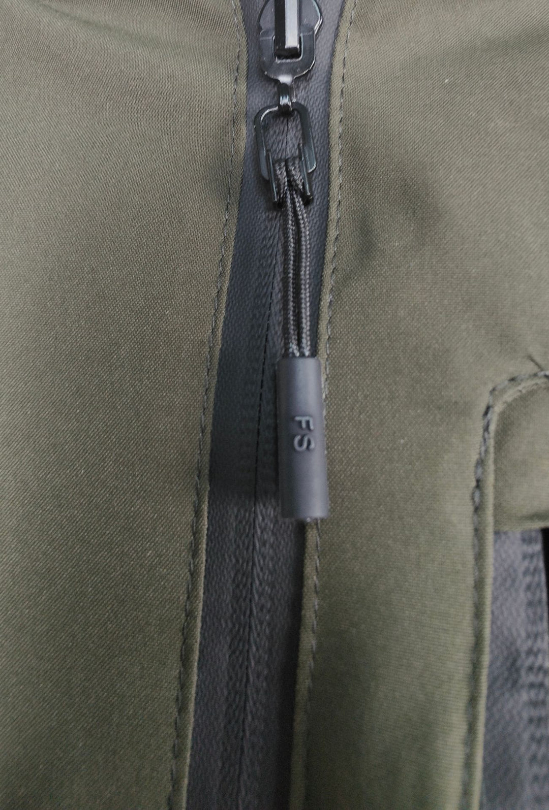Giubbotto Uomo Double Face Dresserd Piumino e tessuto tecnico - VERDE MILITARE