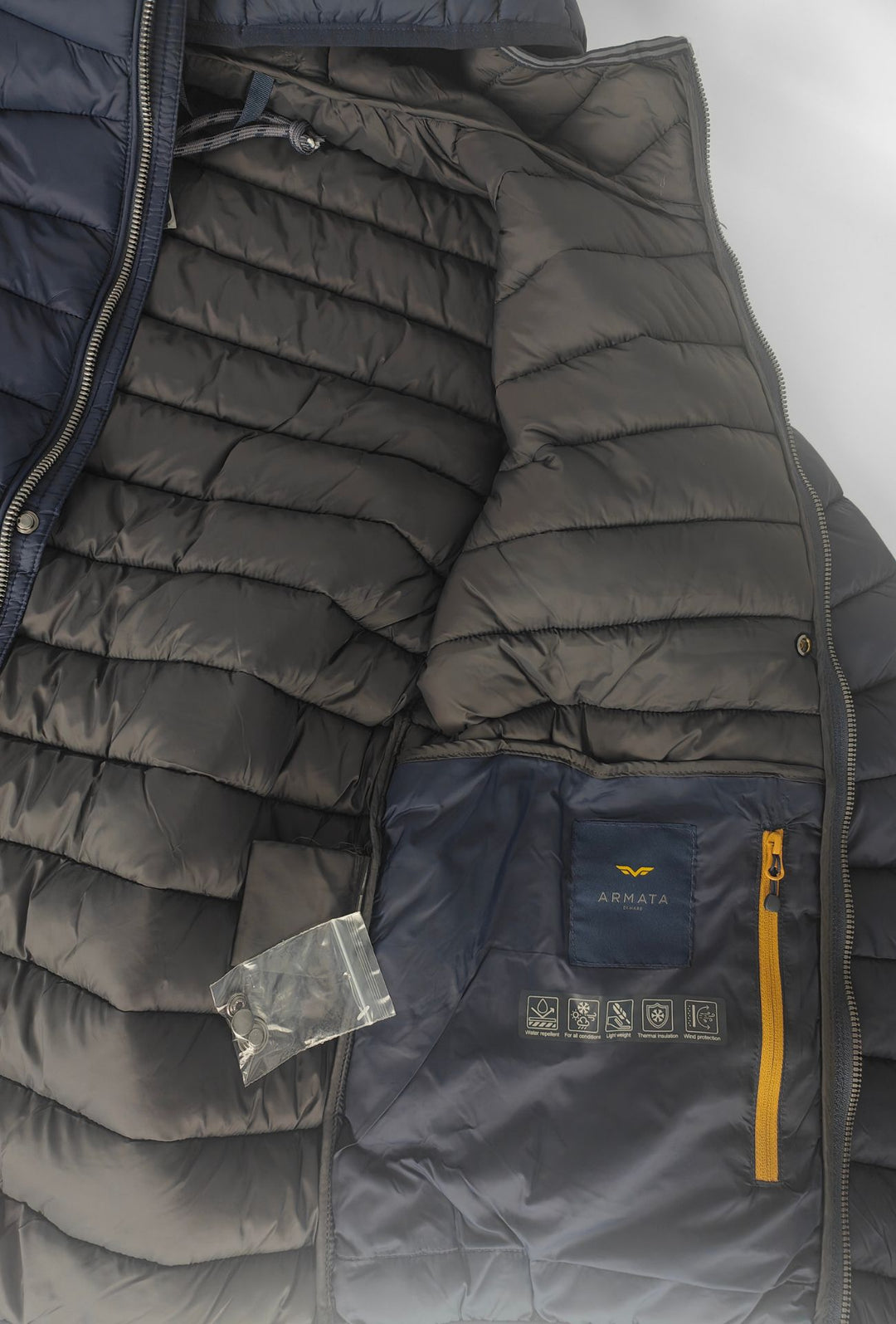 Giubbino Uomo tecnico ARMATA DI MARE con Cappuccio logo gommato lato cuore- BLU NAVY
