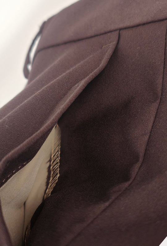 Pantaloni uomo in viscosa con tasca America, risvolto e abbottonatura allungata - TESTA DI MORO