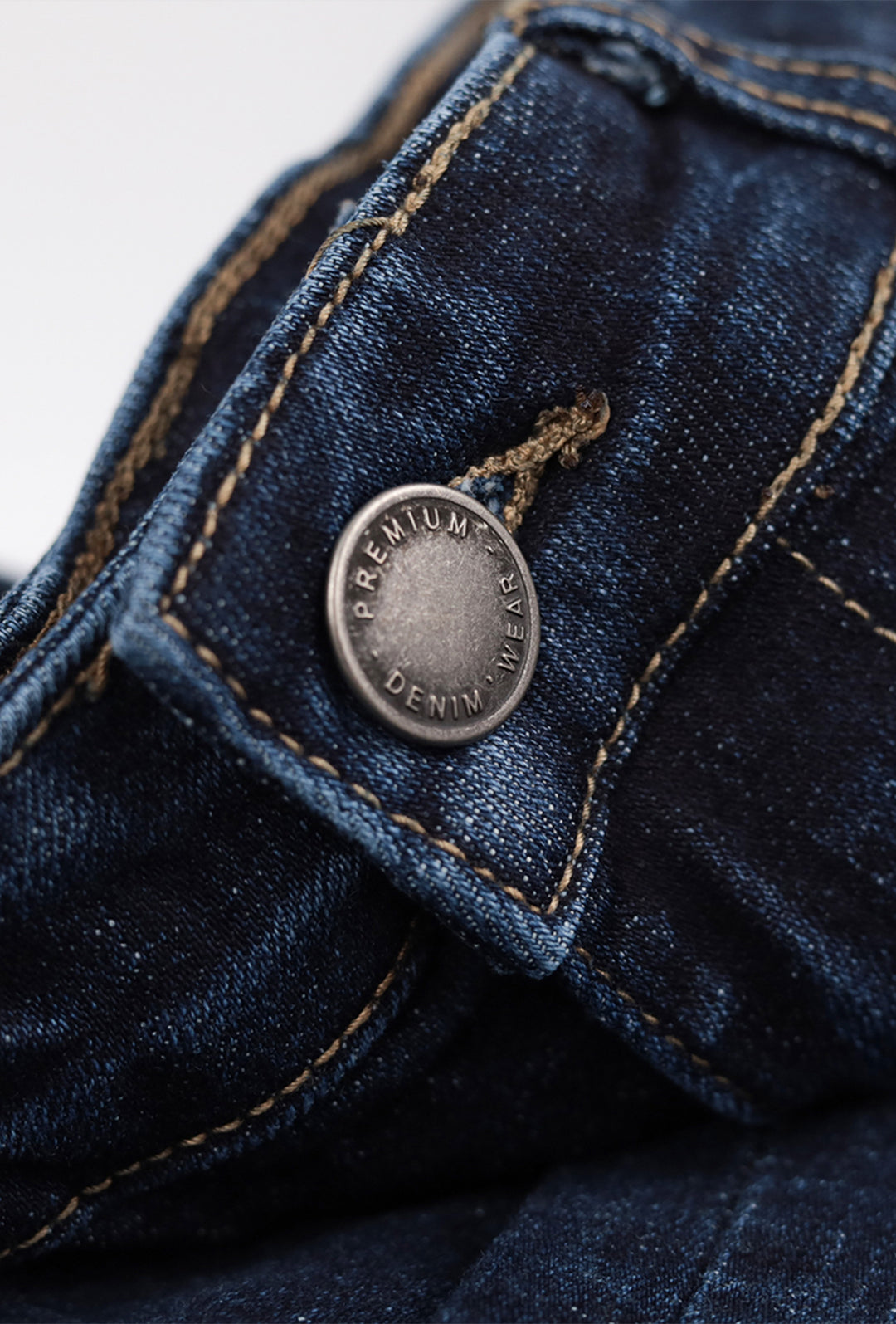 Jeans Uomo Pantalone Dresserd Gamba stretta Colorazione scura