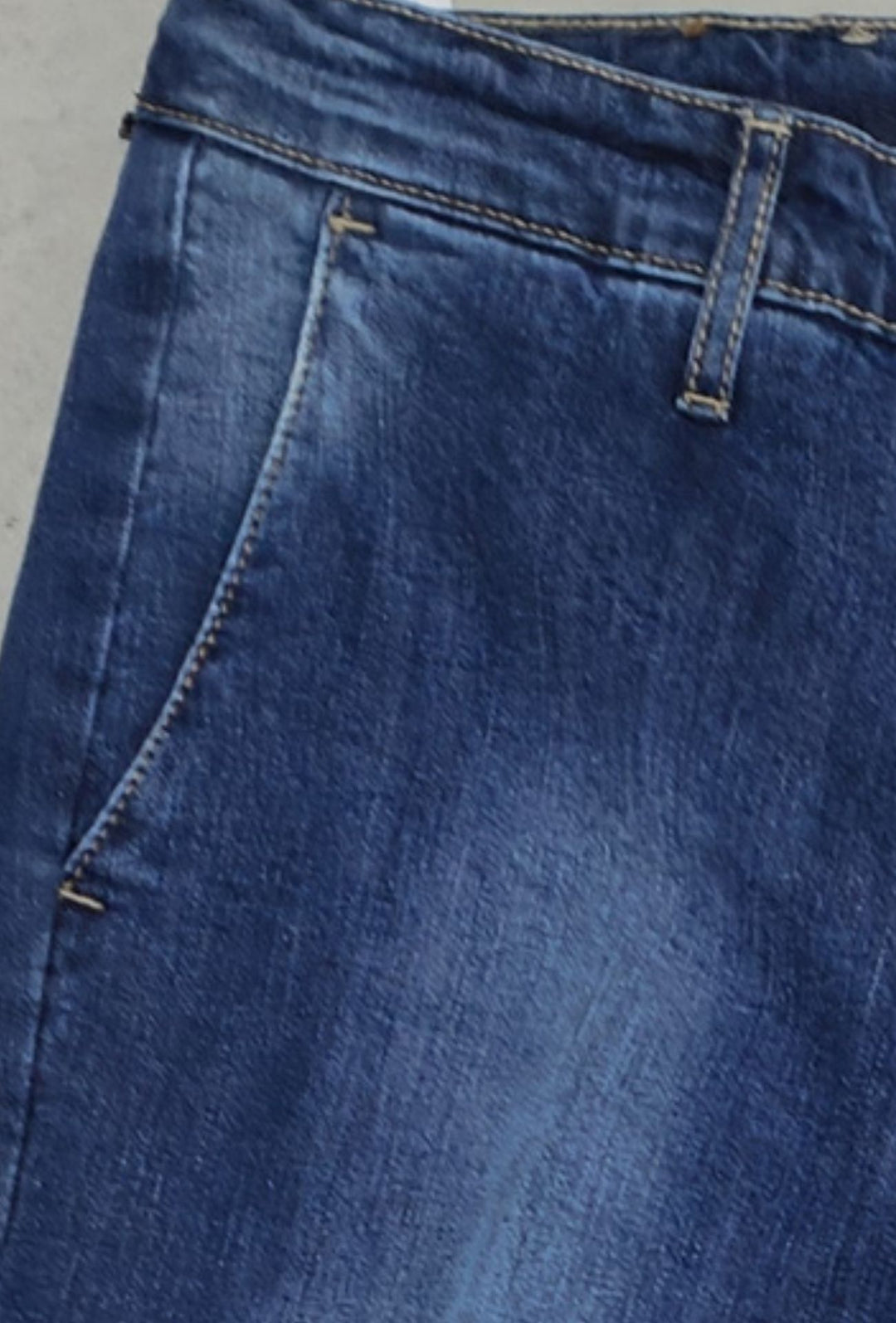 Jeans Uomo FREE JOY in Denim Stretch  Slim Fit con Tasche America- LAVAGGIO MEDIO