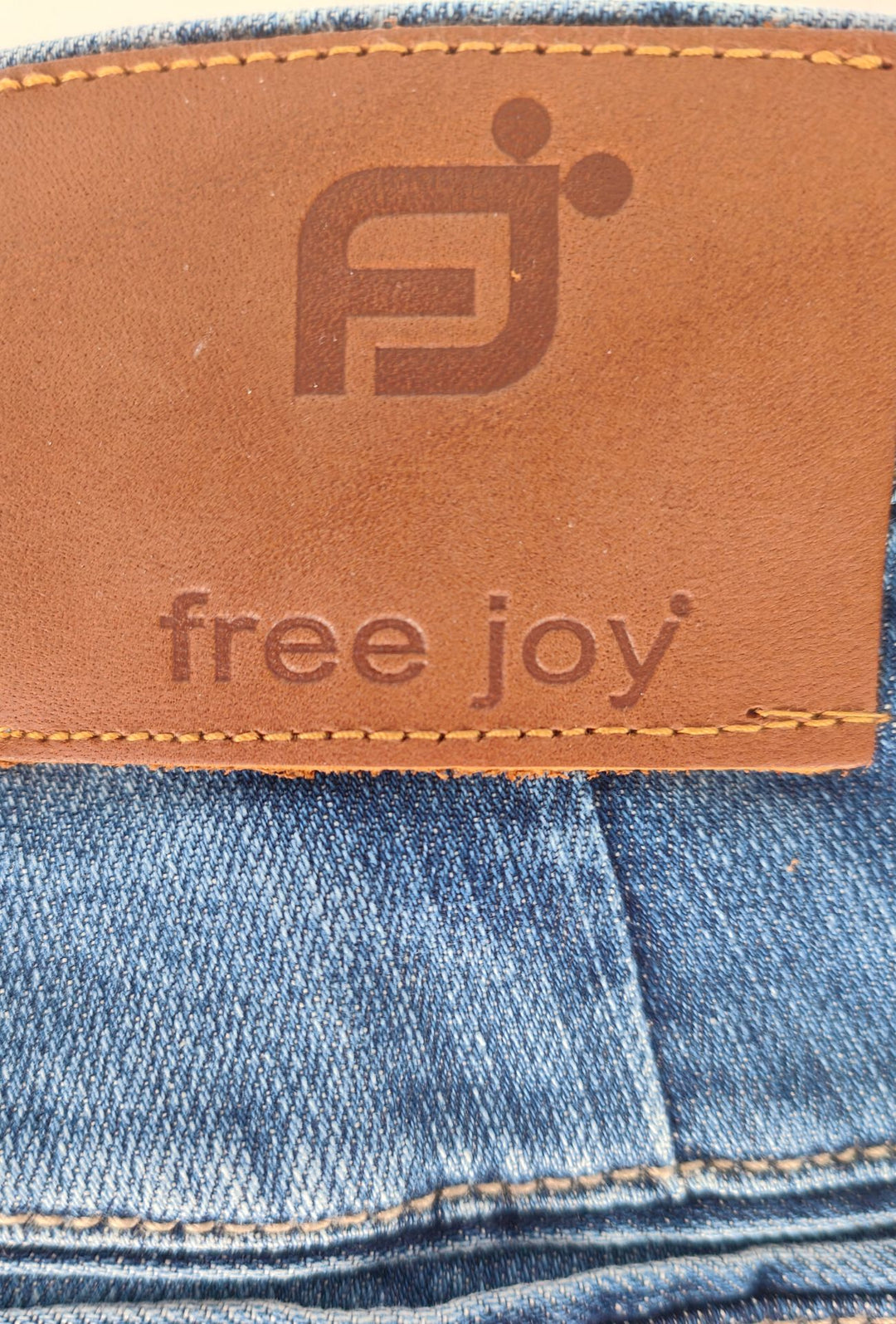 Jeans Uomo FREE JOY in Denim Stretch  Slim Fit con Tasche America- LAVAGGIO MEDIO
