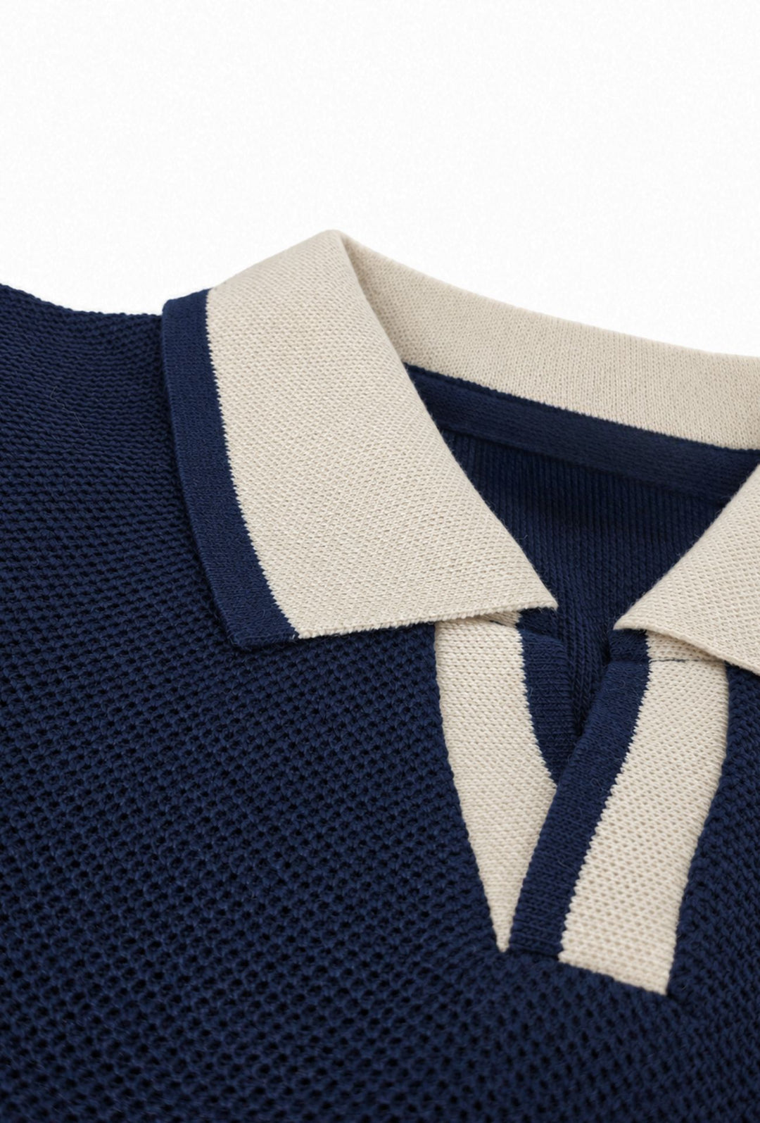 Polo uomo a maniche lunghe con lavorazione microtraforata e dettagli crema- BLU