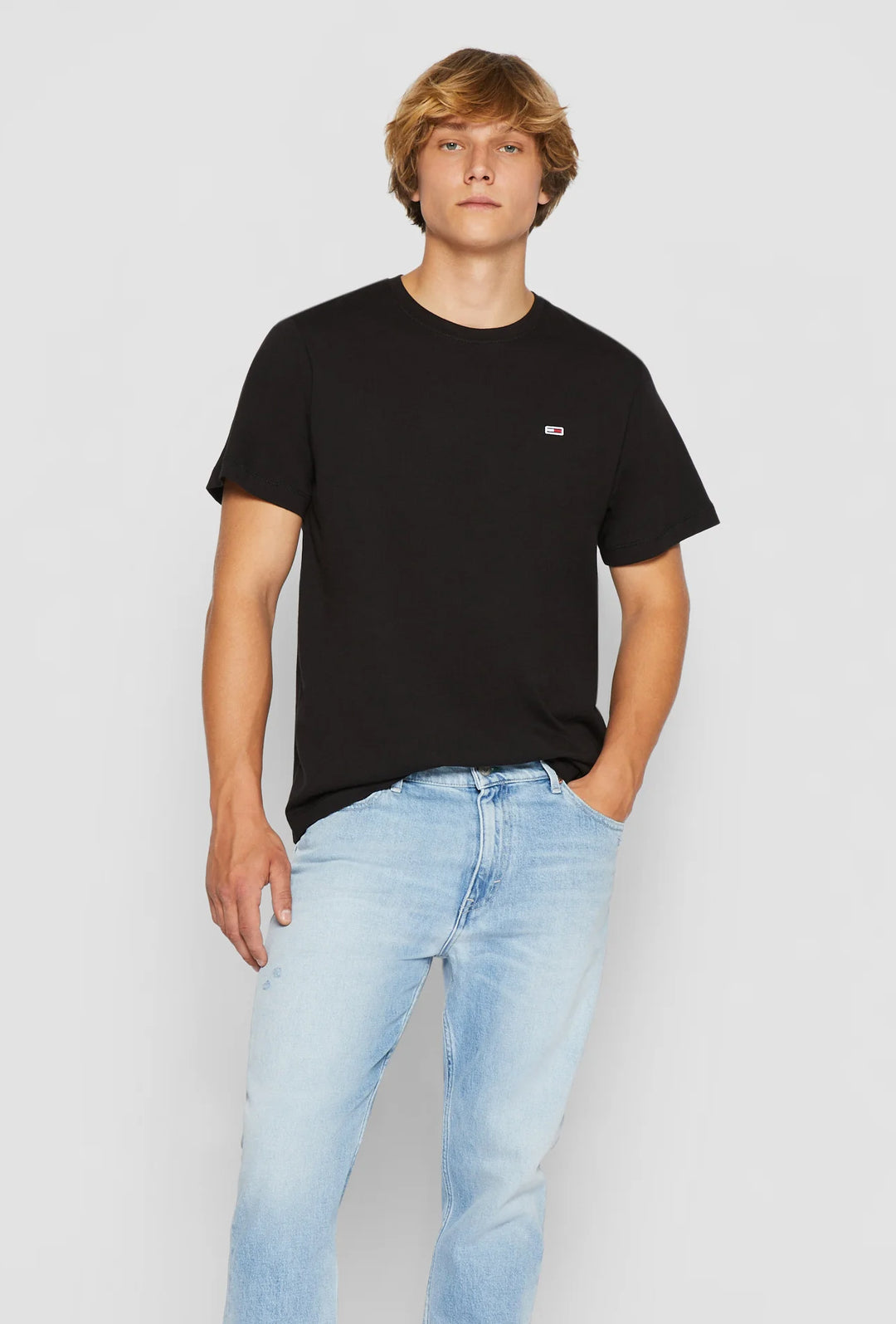 T-Shirt Uomo TOMMY JEANS in 100% Cotone Organic - NERO