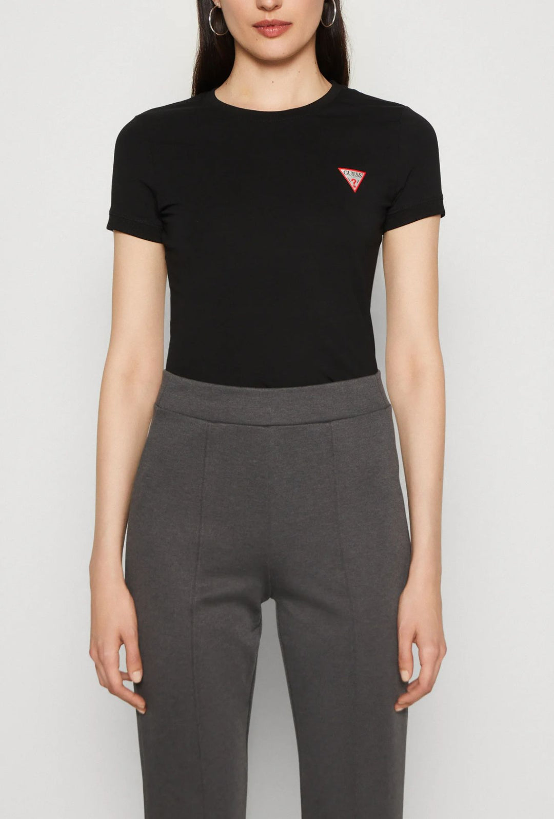 T-Shirt Donna GUESS Mini Triangle Tee Pure White Slim Fit - NERO
