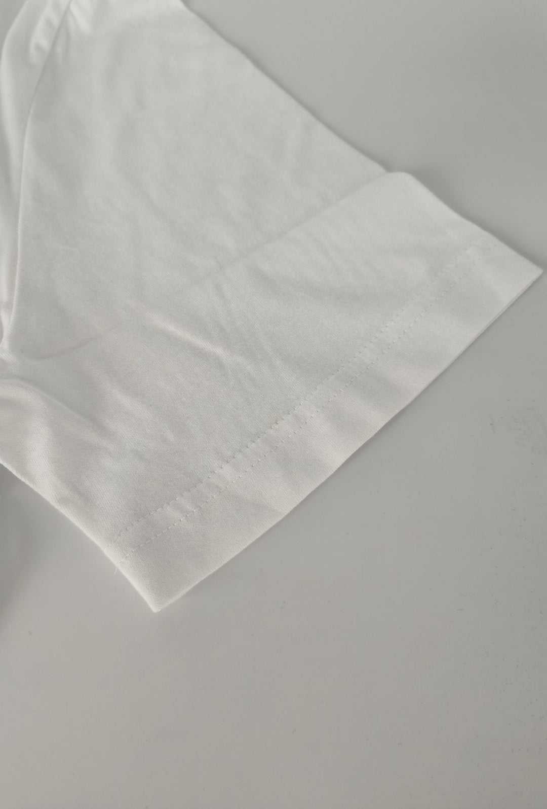 T-Shirt Uomo P-CLUB  100% Cotone con Stampa Skyline e Ricamo  Regular Fit- BIANCO