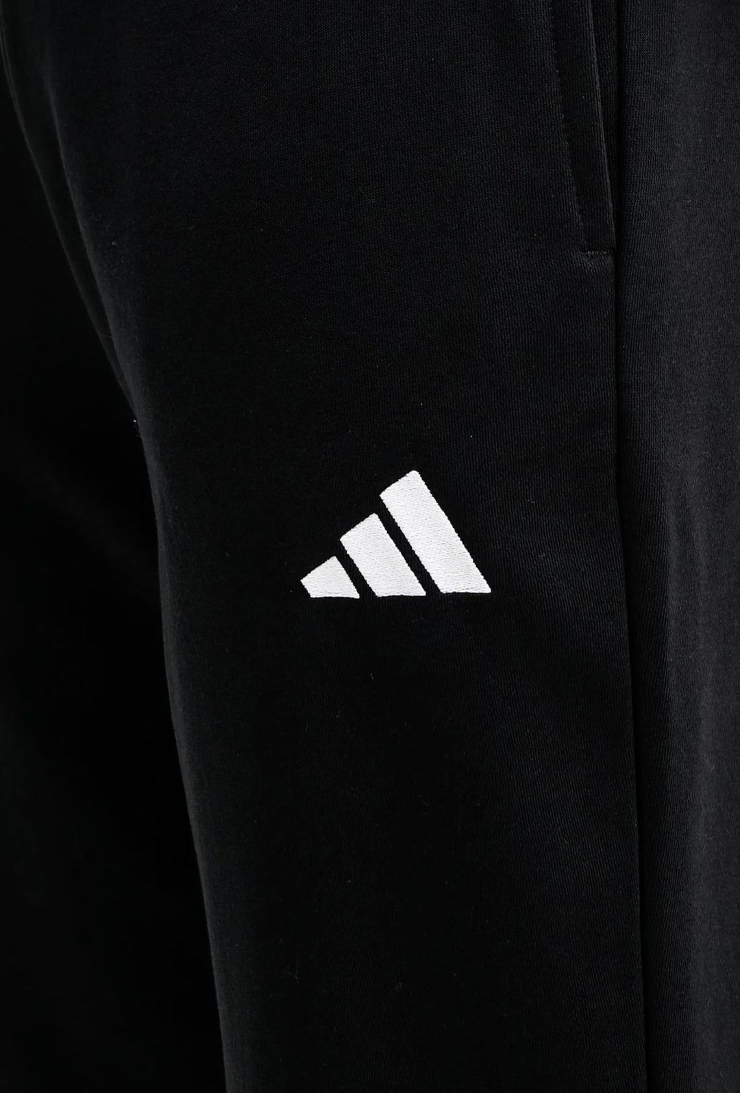 Tuta Uomo Adidas con zip e cappuccio pantalone regular - NERO